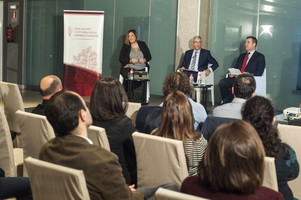 Charla de los empresarios de SIEC  organizada por ACEFAM en el Chiqui
