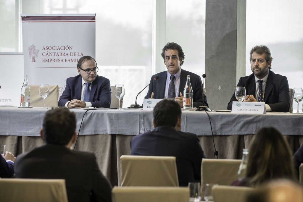 Jornada sobre la empresa familiar organizada por la APD---------Foto RR
